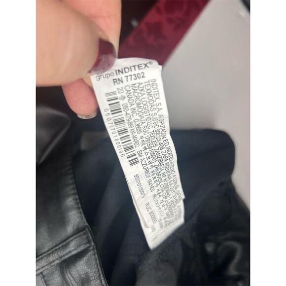 ZARA Women's High-Waist Cropped Pants Black Size 10 Casual - Picture 7 of 8